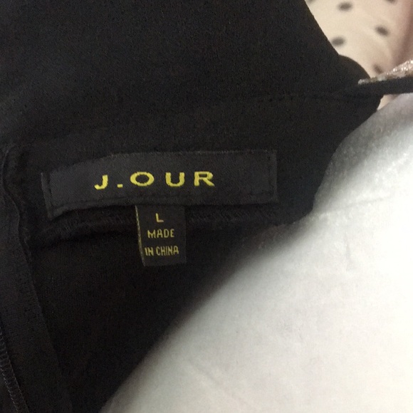 J. Our black gown - Picture 5 of 6